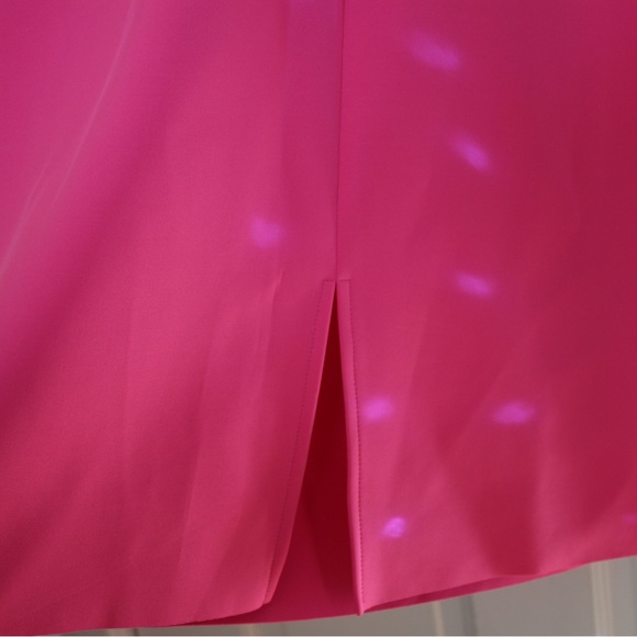 Formal cocktail dress with 3 floral appliqués in front. - Picture 3 of 13